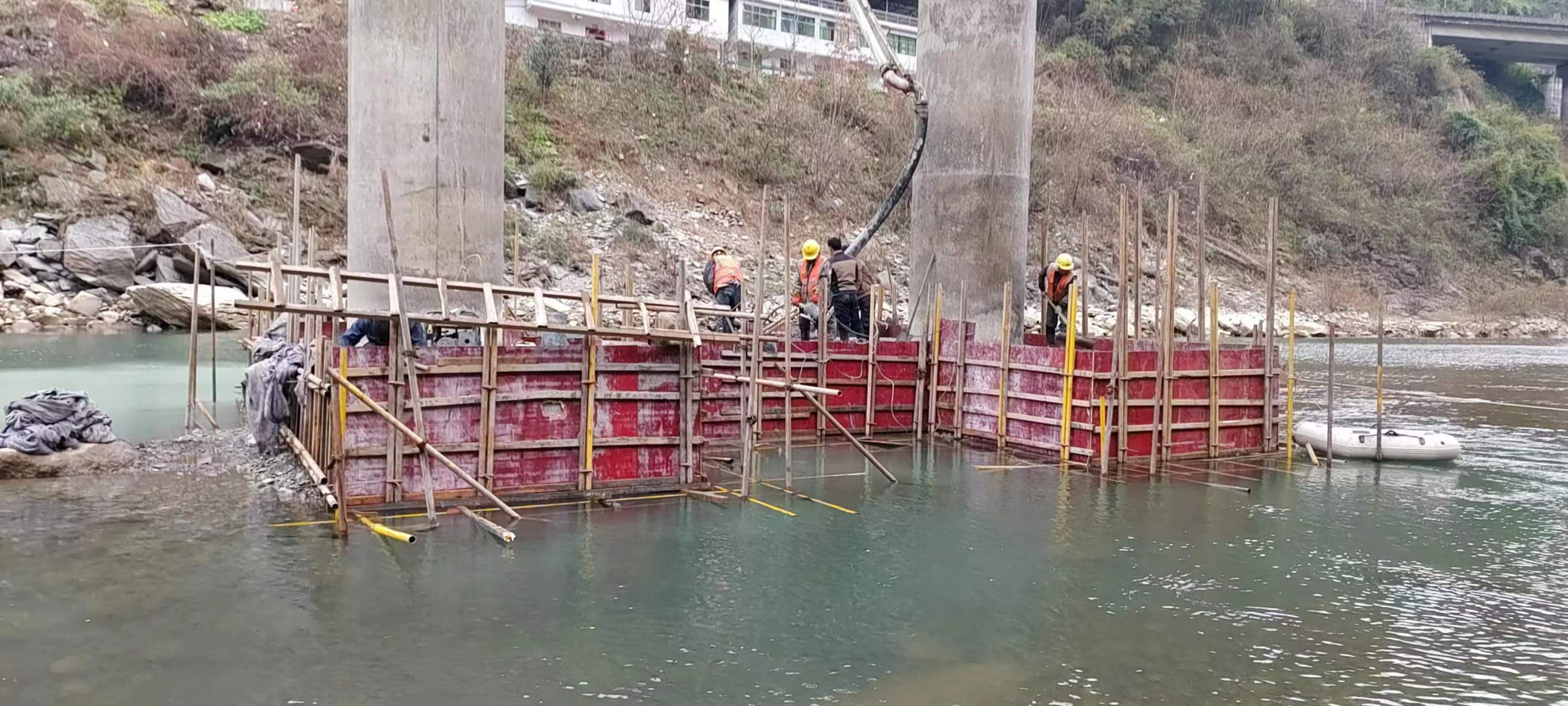 乐山水利工程施工中堤坝渗漏原因以及防渗加固技术